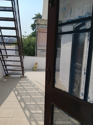 Balcony in 5 BHK Independent House at RWA Apartments Sector 41, Sector 41 – for Sale