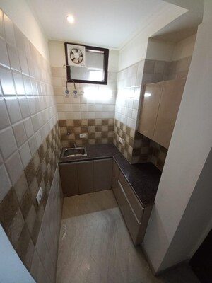 Kitchen in 1.5 BHK Builder Floor at Sector 56 – for Rent