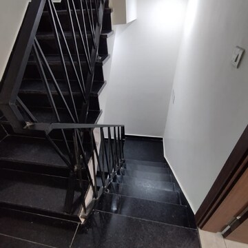 Staircase in 2 BHK Builder Floor at SS Plaza Gurgaon, Mayfield Garden – for Rent