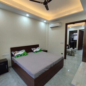 Bedroom in 2 BHK Builder Floor at SS Plaza Gurgaon, Mayfield Garden – for Rent