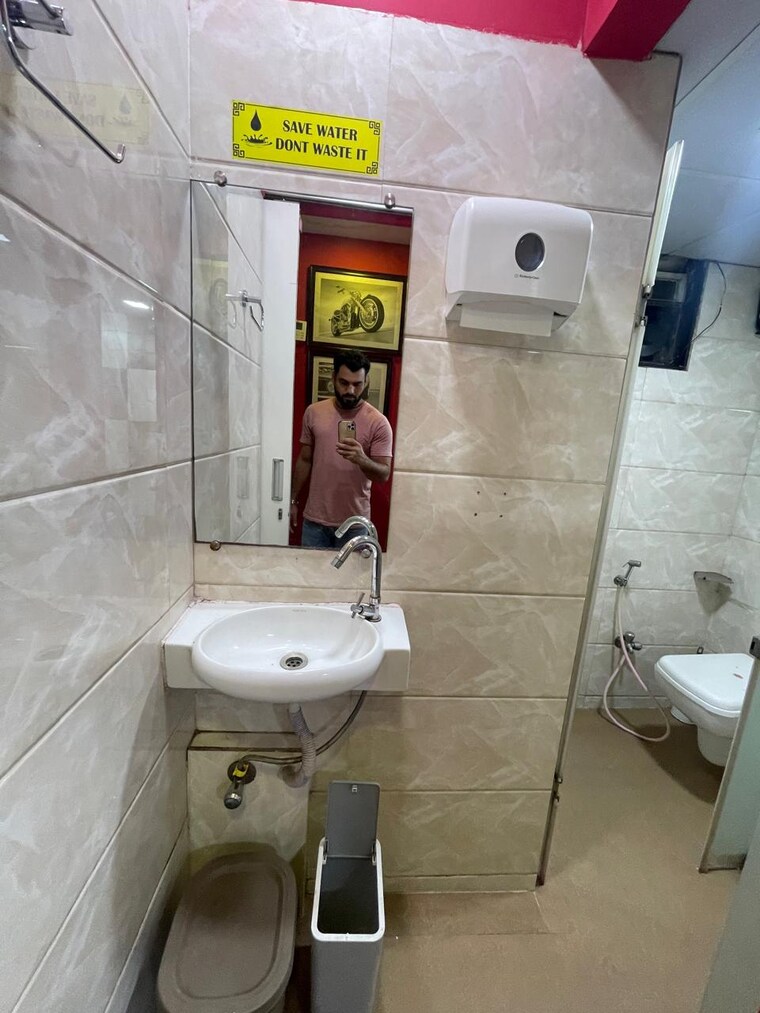 Bathroom, oberoi-garden-estates Commercial Office Space 3800 Sq.Ft. In Powai Mumbai 9272443