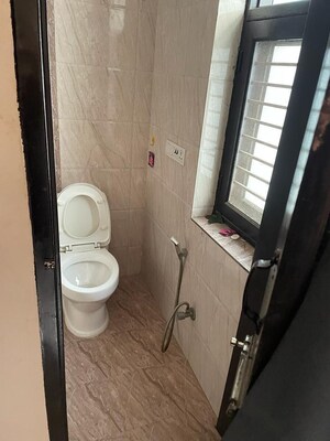 Bathroom in 1 RK Builder Floor at Sector 52 – for Rent