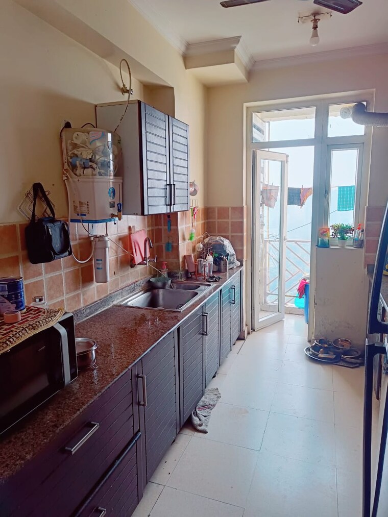 Kitchen, amrapali-eden-park 3.5 Bedroom 1785 Sq.Mt. Apartment In Sector 50 Noida 9272456