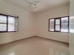 Room in 2 BHK Independent House at Hsr Layout – for Rent