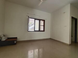 Room in 2 BHK Independent House at Hsr Layout – for Rent