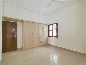 Room in 2 BHK Independent House at Hsr Layout – for Rent