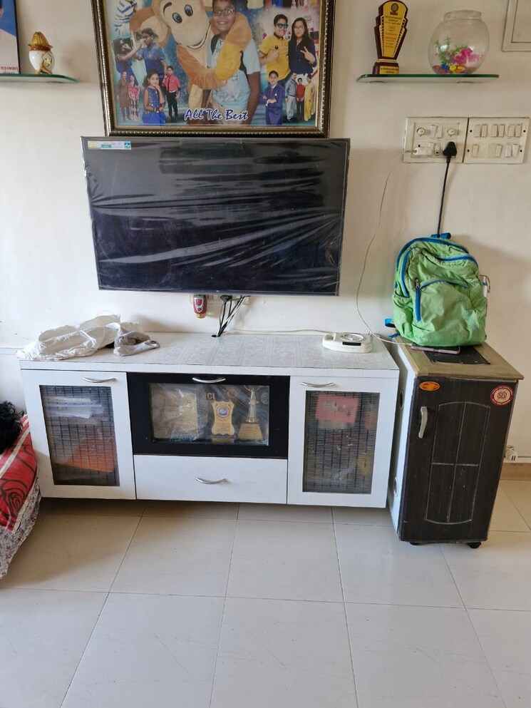 Living Room, rishi-tower 1 Bedroom 390 Sq.Ft. Apartment In Dahisar East Mumbai 9272463