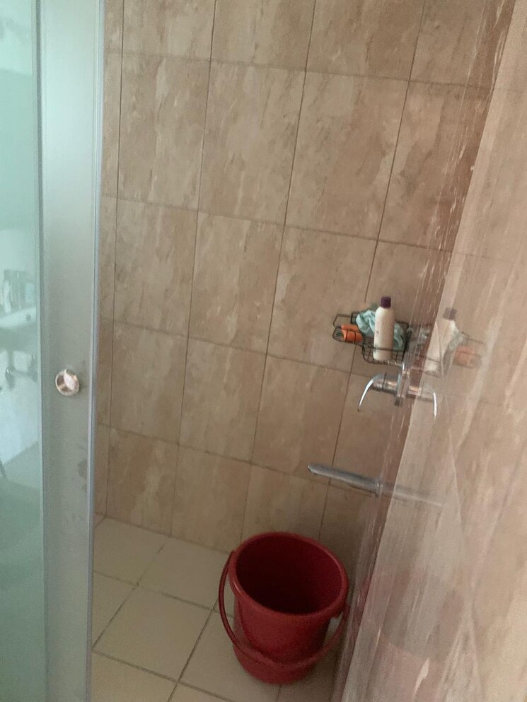 Bathroom, mantri-serenity 1 Bedroom 700 Sq.Ft. Apartment In Kanakapura Road Bangalore 9272565