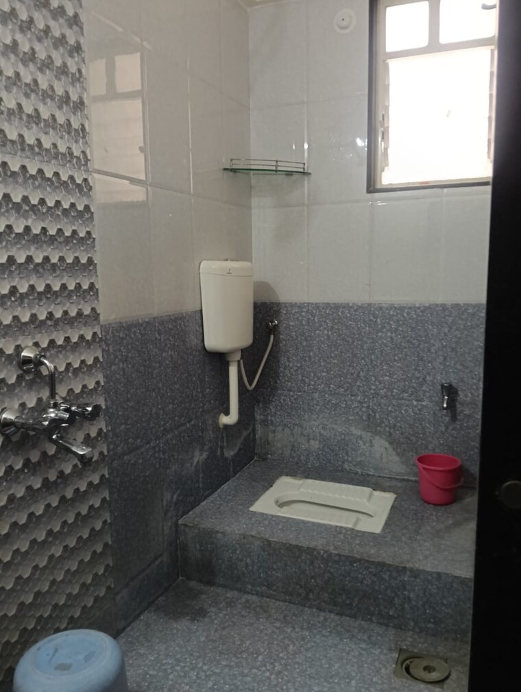 Bathroom, ls-mehetre-laxmi-deep 2 Bedroom 840 Sq.Ft. Apartment In Wakad Pune 9272519