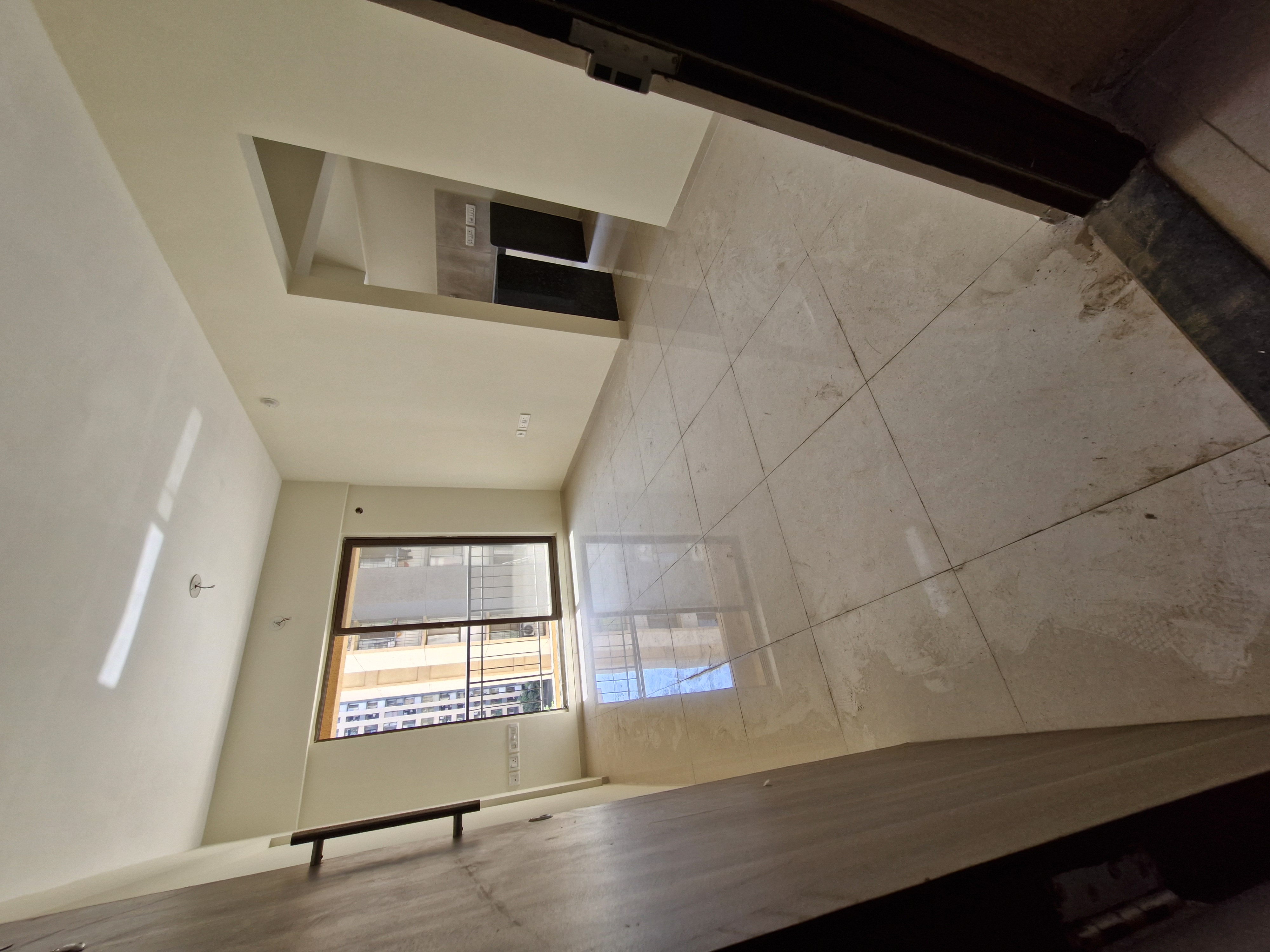 2 BHK Apartment For Rent in Rustomjee Avenue L1