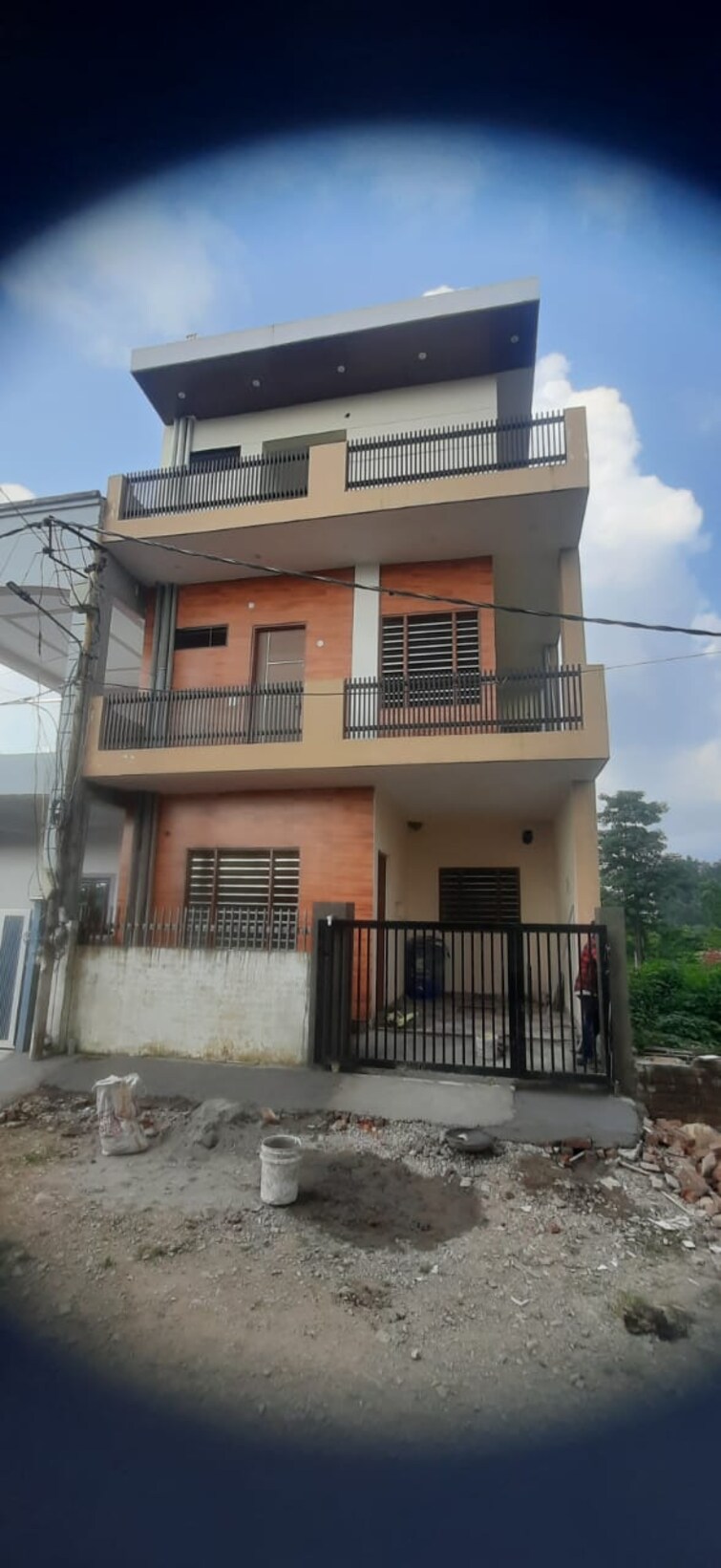 Cover Image, sahastradhara road 4 Bedroom 2000 Sq.Ft. Independent House In Sahastradhara Road Dehradun 9272592