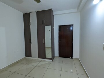 Room in 2 BHK Apartment at Prestige Sunrise Park, Electronic City Phase I – for Rent