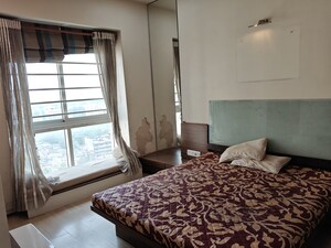 Bedroom in 2 BHK Apartment at Hiranandani Meadows, Manpada – for Rent