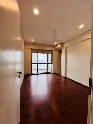 Room in 4 BHK Apartment at Kasturi Epitome, Wakad – for Rent