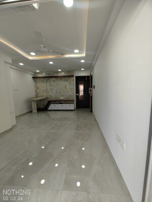 Room in 2 BHK Apartment at Gurukrupa Ghanshyam, Pant Nagar – for Rent