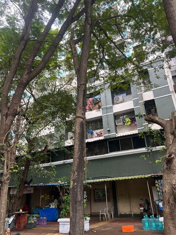  Shop For Rent in Bhakti Park Anand Nagar, Anand Nagar