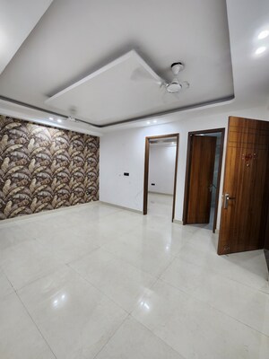 3 BHK Builder Floor For Rent in Chattarpur