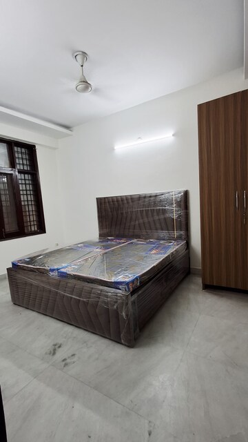 Bedroom in 2 BHK Builder Floor at Saket – for Rent