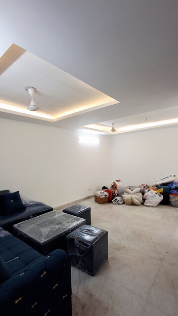 Furnished Amenities in 2 BHK Builder Floor at Saket – for Rent
