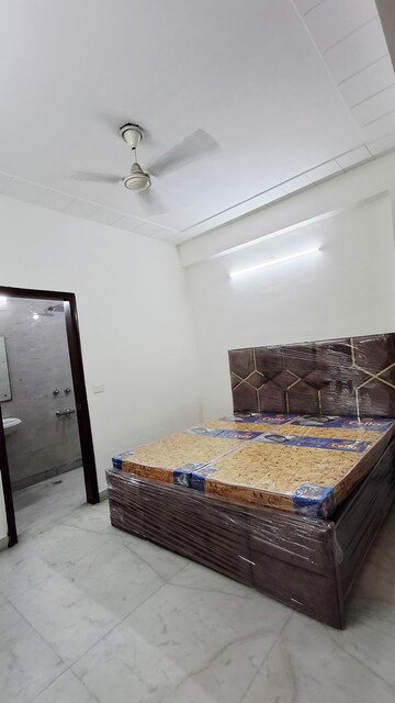 Bedroom in 2 BHK Builder Floor at Saket – for Rent