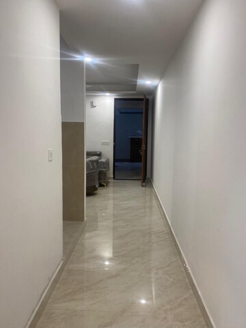 Building Lobby in 1 BHK Builder Floor at Saket – for Rent
