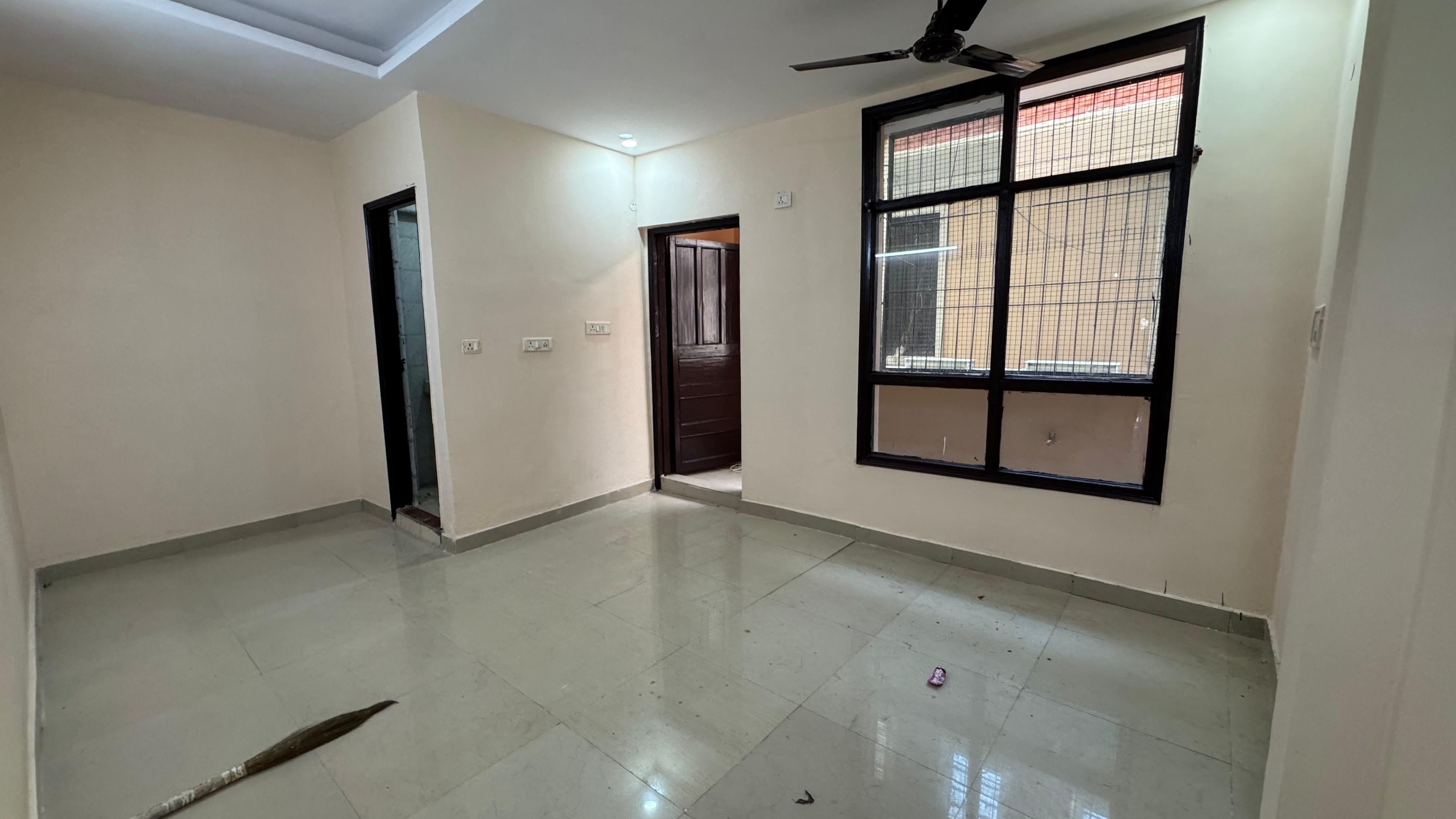 2 BHK + Servant Room Builder Floor For Rent in Chattarpur D Block 