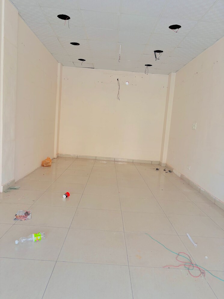 Floor Plan, dhakoli Commercial Shop 300 Sq.Ft. In Dhakoli Zirakpur 9272672