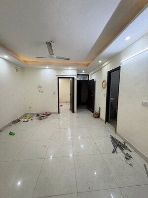 2 BHK Builder Floor For Rent in Chattarpur