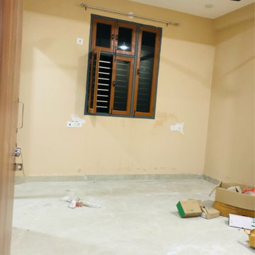 Room in 2.5 BHK Builder Floor at Sector 23a – for Rent