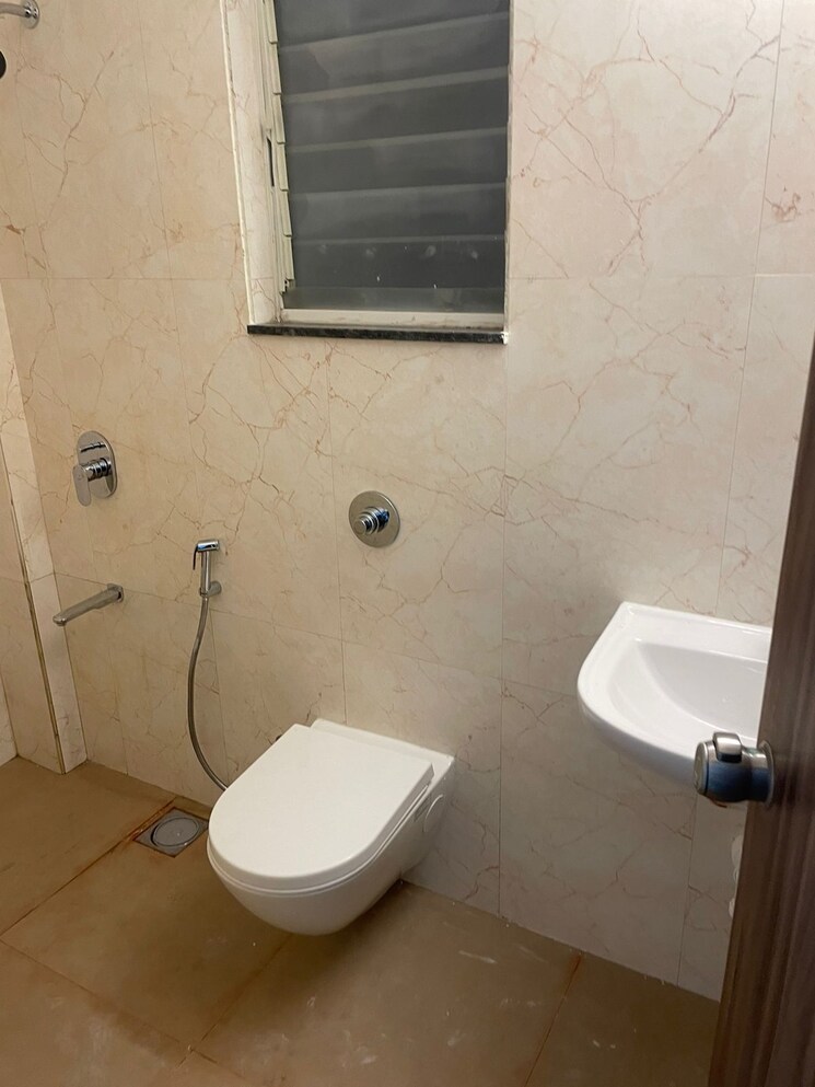 Bathroom, choice-goodwill-metropolis-west 2 Bedroom 613 Sq.Ft. Apartment In Lohgaon Pune 9272696