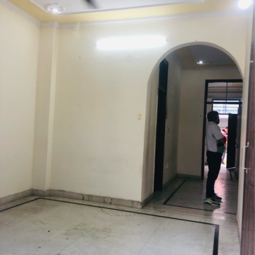 Building Lobby in 2.5 BHK Villa at Sector 22b – for Rent