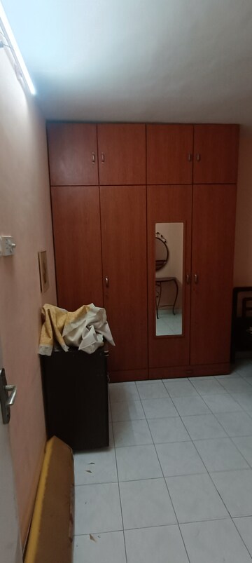 Bathroom in 2 BHK Apartment at Anita Accord, Kandivali East – for Rent