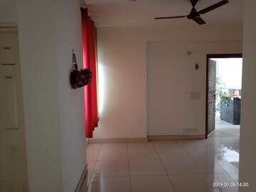 Furnished Amenities in 2 BHK Apartment at Amrapali Zodiac, Sector 120 – for Rent