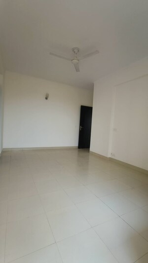 Room in 3 BHK Builder Floor at Orchid Island, Sector 51 – for Rent