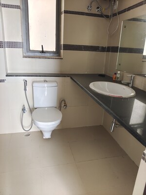 Team Area in 3 BHK Builder Floor at Orchid Island, Sector 51 – for Rent