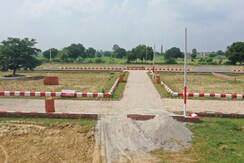 Plot For Sale in Kanpur Road