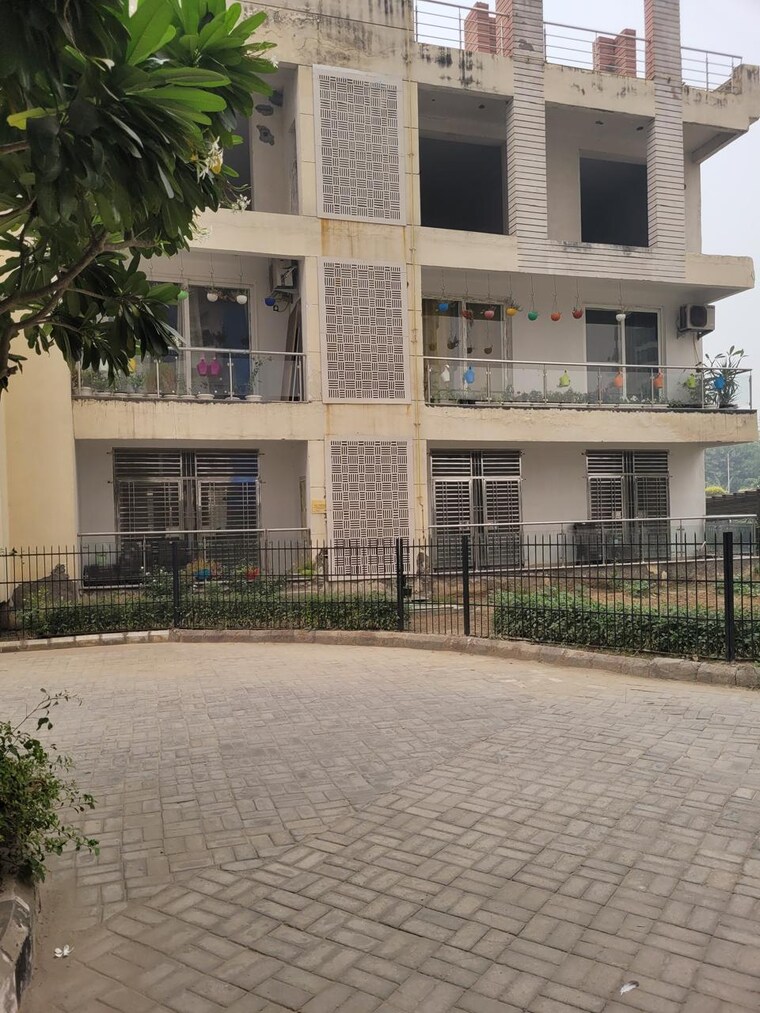 Exterior View, amrapali-zodiac 2 Bedroom 950 Sq.Ft. Apartment In Sector 120 Noida 9272778