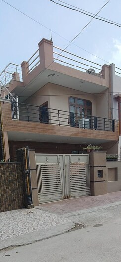 2.5 BHK + Pooja Room,Study Room Independent House For Sale in Sector 8