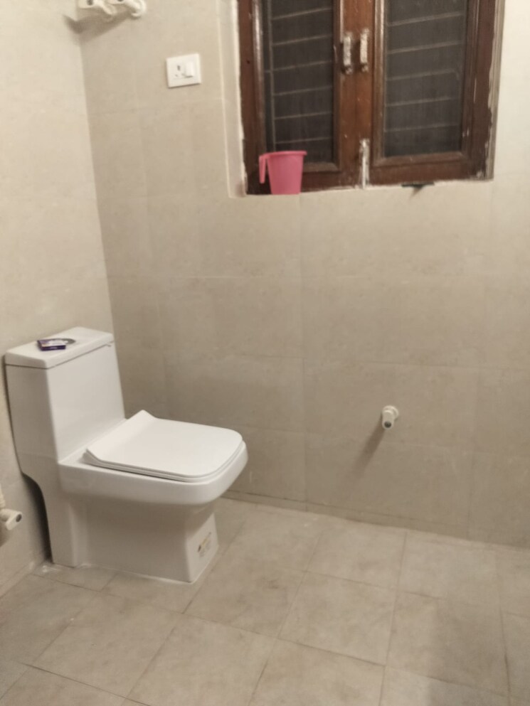 Master Bedroom, rail-vihar-sector-30 2 Bedroom 1400 Sq.Ft. Villa In Sector 30 Noida 9272847