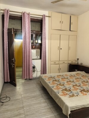 Building Lobby in 2 BHK Villa at Rail Vihar Sector 30, Sector 30 – for Rent