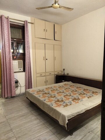 2 BHK Villa For Rent in Rail Vihar Sector 30, Sector 30
