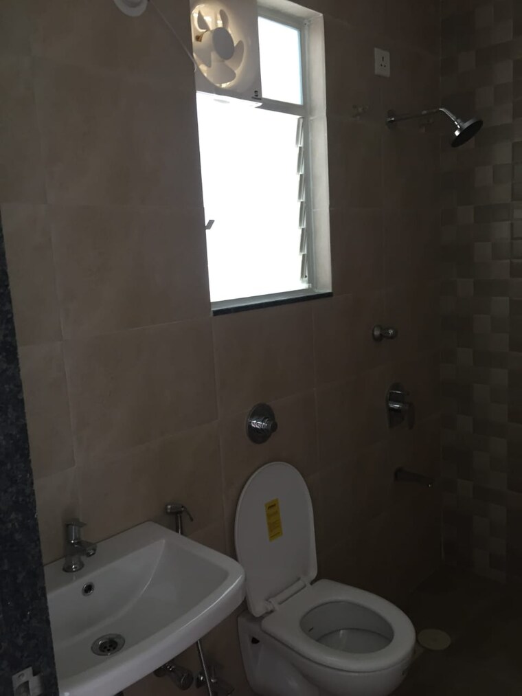 Bathroom, goel-ganga-aria 2 Bedroom 1050 Sq.Ft. Apartment In Dhanori Pune 9272878