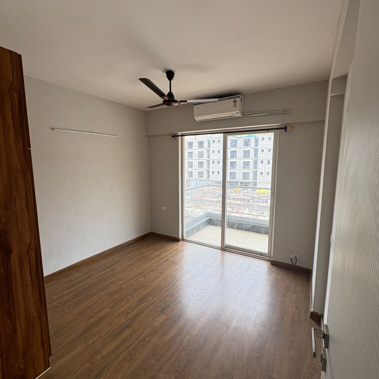 Room, signature-global-city 2 Bedroom 1400 Sq.Ft. Apartment In Sector 37d Gurgaon 9272877