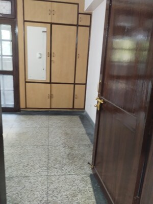 Room in 3 BHK Apartment at Ip Extension – for Rent