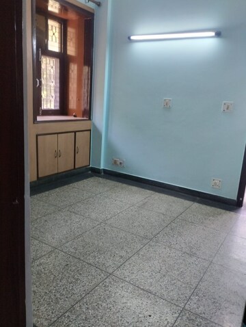 Room in 3 BHK Apartment at Ip Extension – for Rent