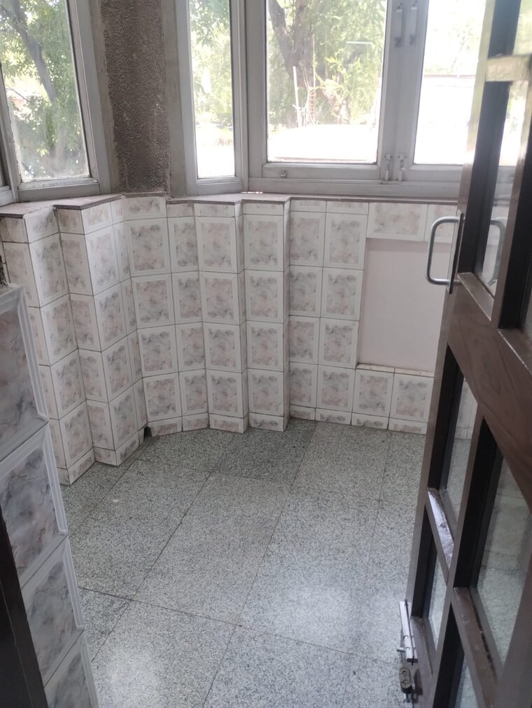 Balcony, ip extension 3 Bedroom 1400 Sq.Ft. Apartment In Ip Extension Delhi 9272888