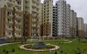 5 BHK Apartment – Exterior View View at Gulmohur Garden, Raj Nagar Extension - for Sale