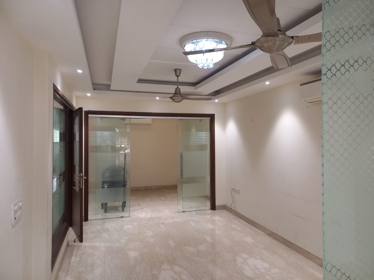 3 BHK + Servant Room Builder Floor For Rent in Greater Kailash 3