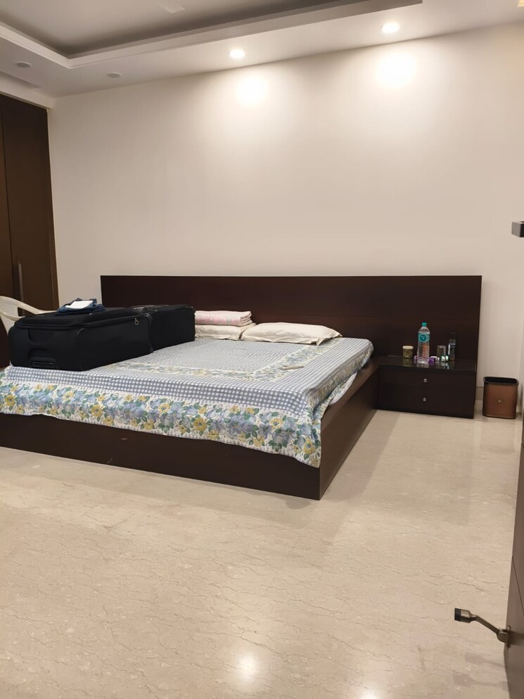 Bedroom, greater kailash i 4 Bedroom 300 Sq.Yd. Builder Floor In Greater Kailash I Delhi 9273025