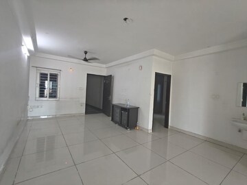 Building Lobby in 3 BHK Apartment at Rainbow Vistas, Hi Tech City – for Rent